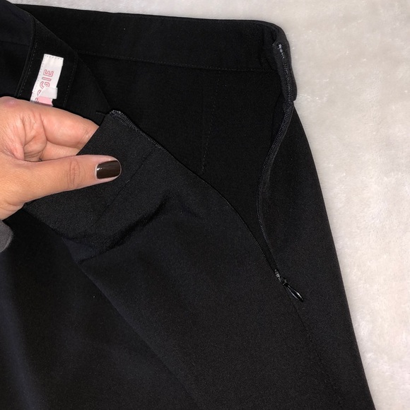 Eggie Mini Skirt - Picture 5 of 9